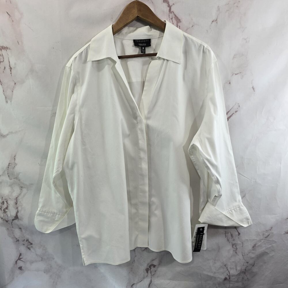 Foxcroft Shirt Womens 22W White Button Up Wrinkle Free Non Iron Flip Cuff V Neck
